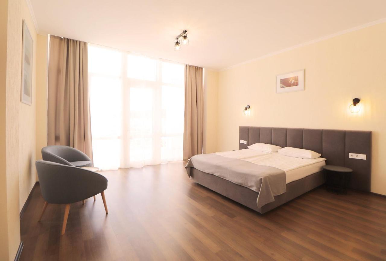 Gold Bugaz Black Sea Hotel Group เฮรีบอฟกา ภายนอก รูปภาพ
